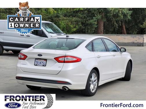 2015 Ford Fusion SE