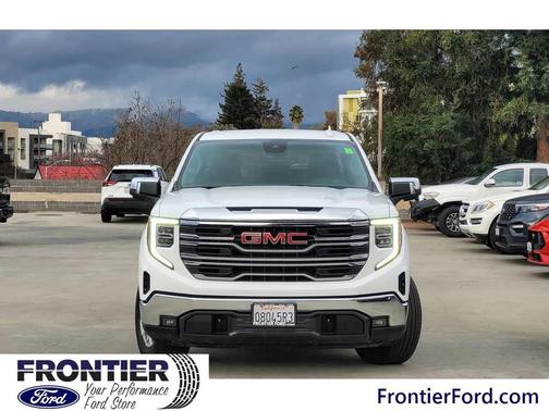 2024 GMC Sierra 1500 SLT