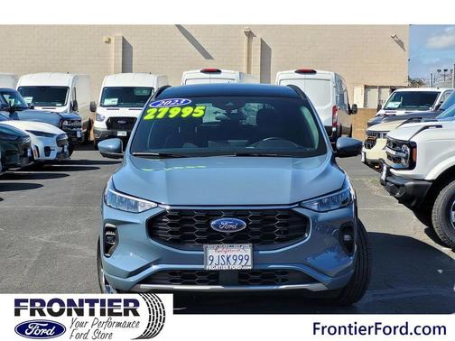 2023 Ford Escape ST-Line Select
