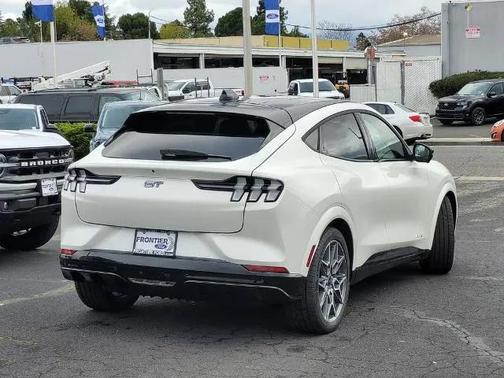 2025 Ford Mustang Mach-E GT