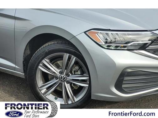 2023 Volkswagen Jetta 1.5T SE