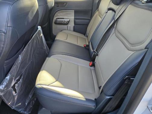 Space White Metallic 2025 Ford Maverick Lariat
