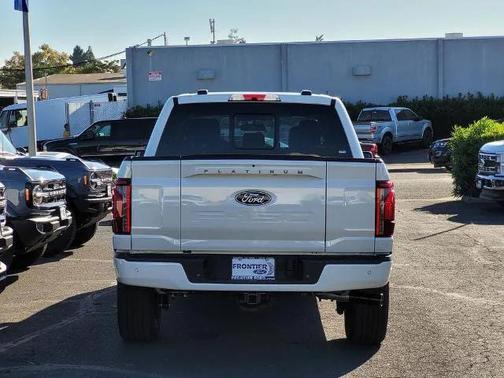 2025 Ford F-150 Platinum