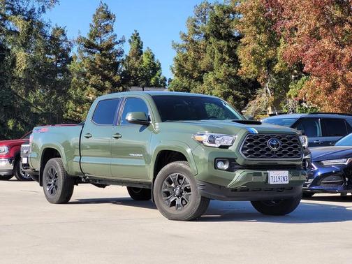 2022 Toyota Tacoma TRD Sport