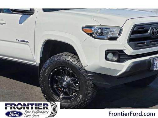 2017 Toyota Tacoma SR5
