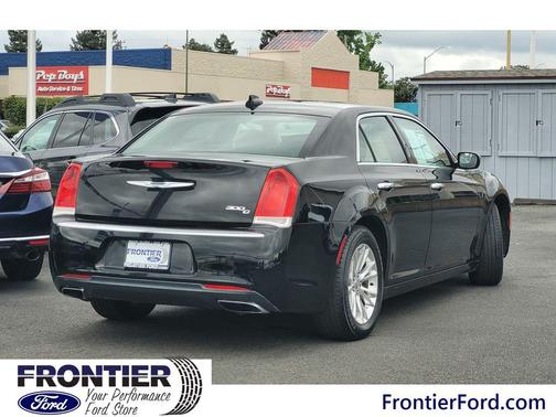 Gloss Black 2016 Chrysler 300 S