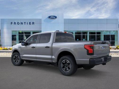 2024 Ford F-150 Lightning Pro