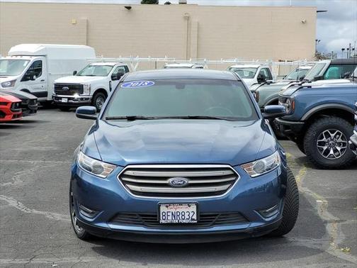 2018 Ford Taurus SEL