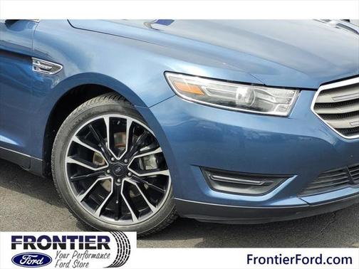 2018 Ford Taurus SEL