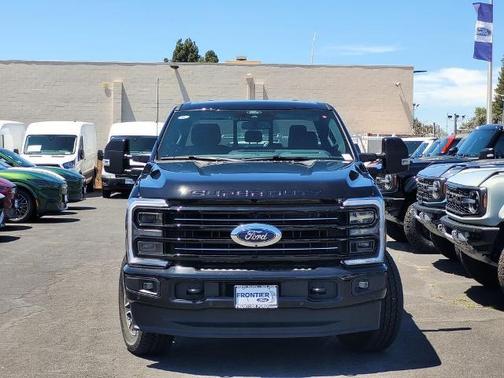 2025 Ford F-350 Platinum