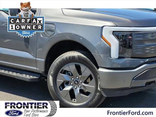 2023 Ford F-150 Lightning LARIAT