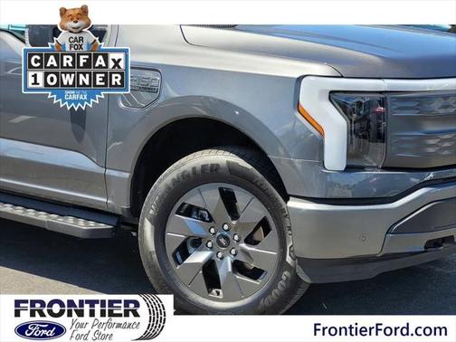 2023 Ford F-150 Lightning LARIAT