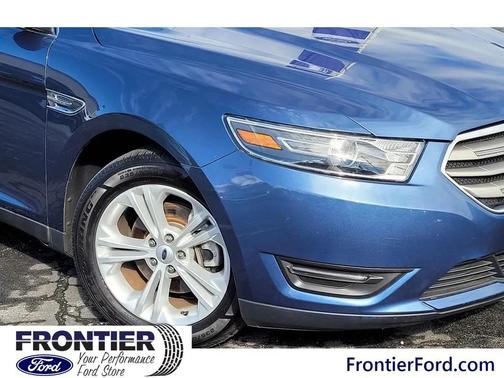 2018 Ford Taurus SEL