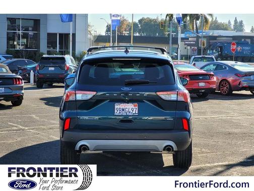 2020 Ford Escape Titanium