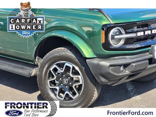 2025 Ford Bronco Outer Banks