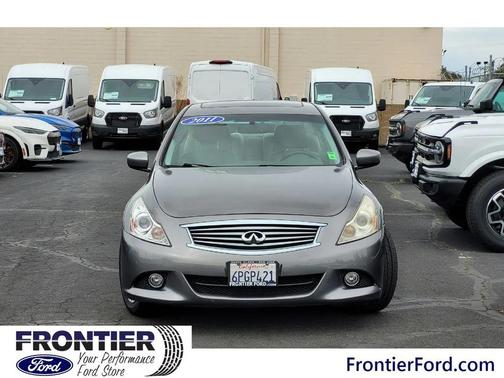 2011 INFINITI G25 Journey