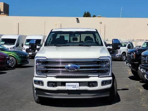 2025 Ford F-350 Platinum