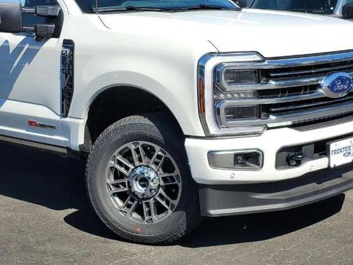 2025 Ford F-350 Platinum