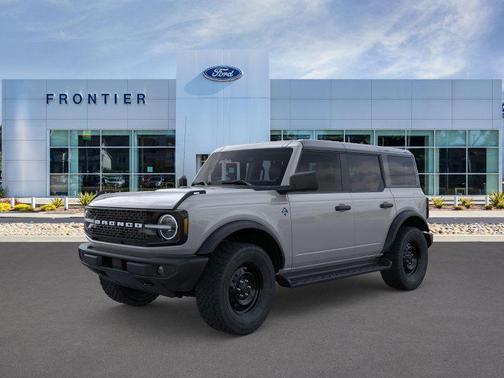 Avalanche Gray 2026 Ford Bronco Outer Banks SUV