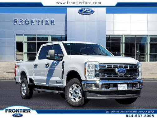 Oxford White 2026 Ford F-250 XLT Truck