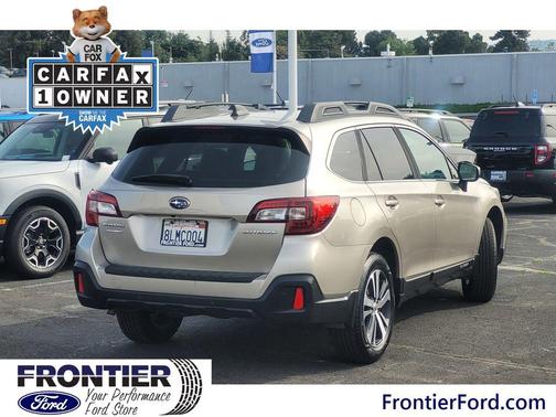 Champagne 2019 Subaru Outback 2.5i Limited