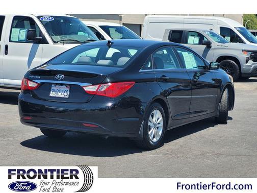 Midnight Black Mica 2012 Hyundai SONATA GLS