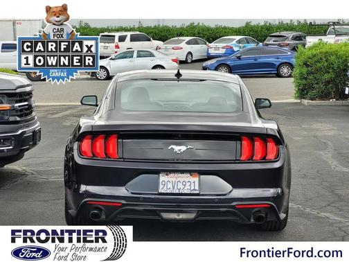 2022 Ford Mustang EcoBoost