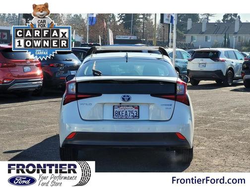 2019 Toyota Prius XLE