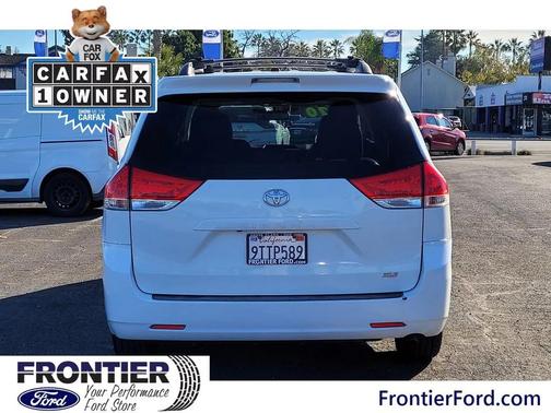 2011 Toyota Sienna XLE