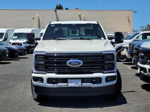 2025 Ford F-350 Platinum