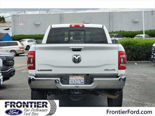 2021 RAM 2500 Laramie Crew Cab 4x4 6'4' Box