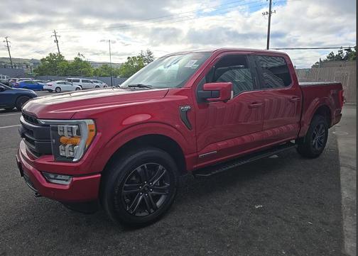 Rapid Red Metallic Tinted Clearcoat 2022 Ford F-150 Lariat