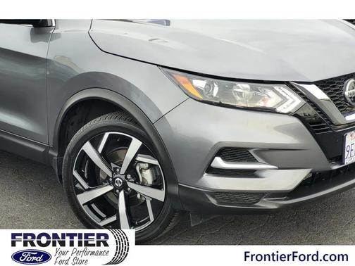 2022 Nissan Rogue Sport SL