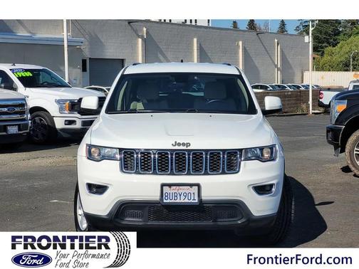 2017 Jeep Grand Cherokee Laredo