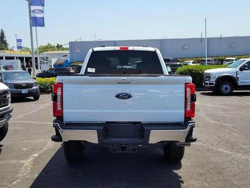 2025 Ford F-350 Lariat
