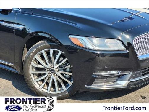 2017 Lincoln Continental Select