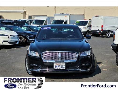 2017 Lincoln Continental Select