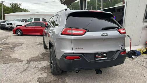 2018 Jeep Cherokee Latitude