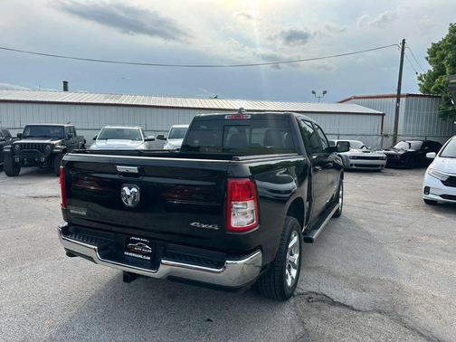 Diamond Black Crystal Pearlcoat 2019 RAM 1500 Big Horn