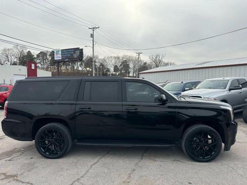 2019 GMC Yukon XL SLT