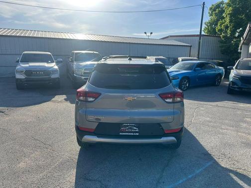 Sterling Gray Metallic 2026 Chevrolet Trailblazer LT