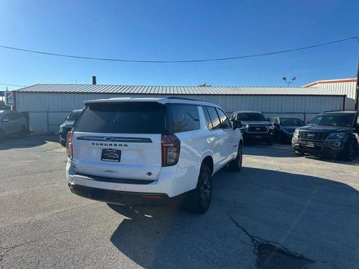 2021 Chevrolet Suburban 4WD Z71