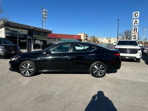 2021 Nissan Altima 2.5 SV