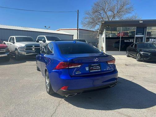 2019 Lexus IS 300 Base