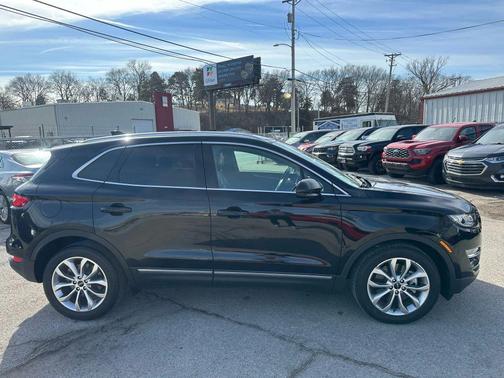 2019 Lincoln MKC Select