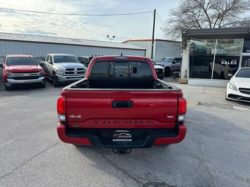 2022 Toyota Tacoma SR