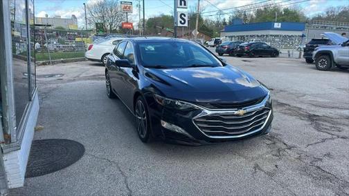 2022 Chevrolet Malibu FWD LT