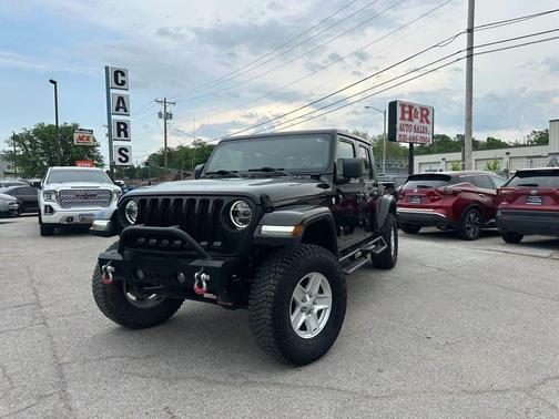 Black Clearcoat 2020 Jeep Gladiator North Edition 4x4