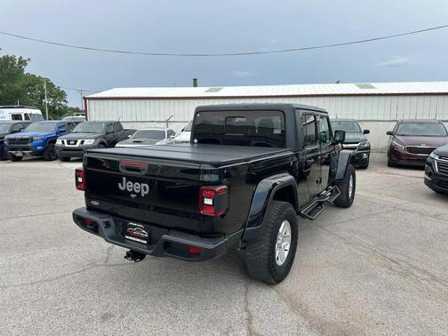 Black Clearcoat 2020 Jeep Gladiator North Edition 4x4