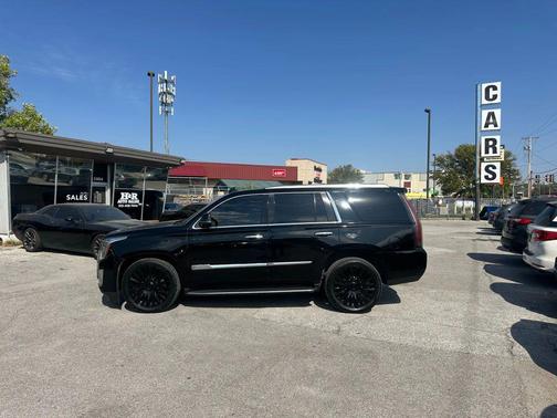 2018 Cadillac Escalade Luxury